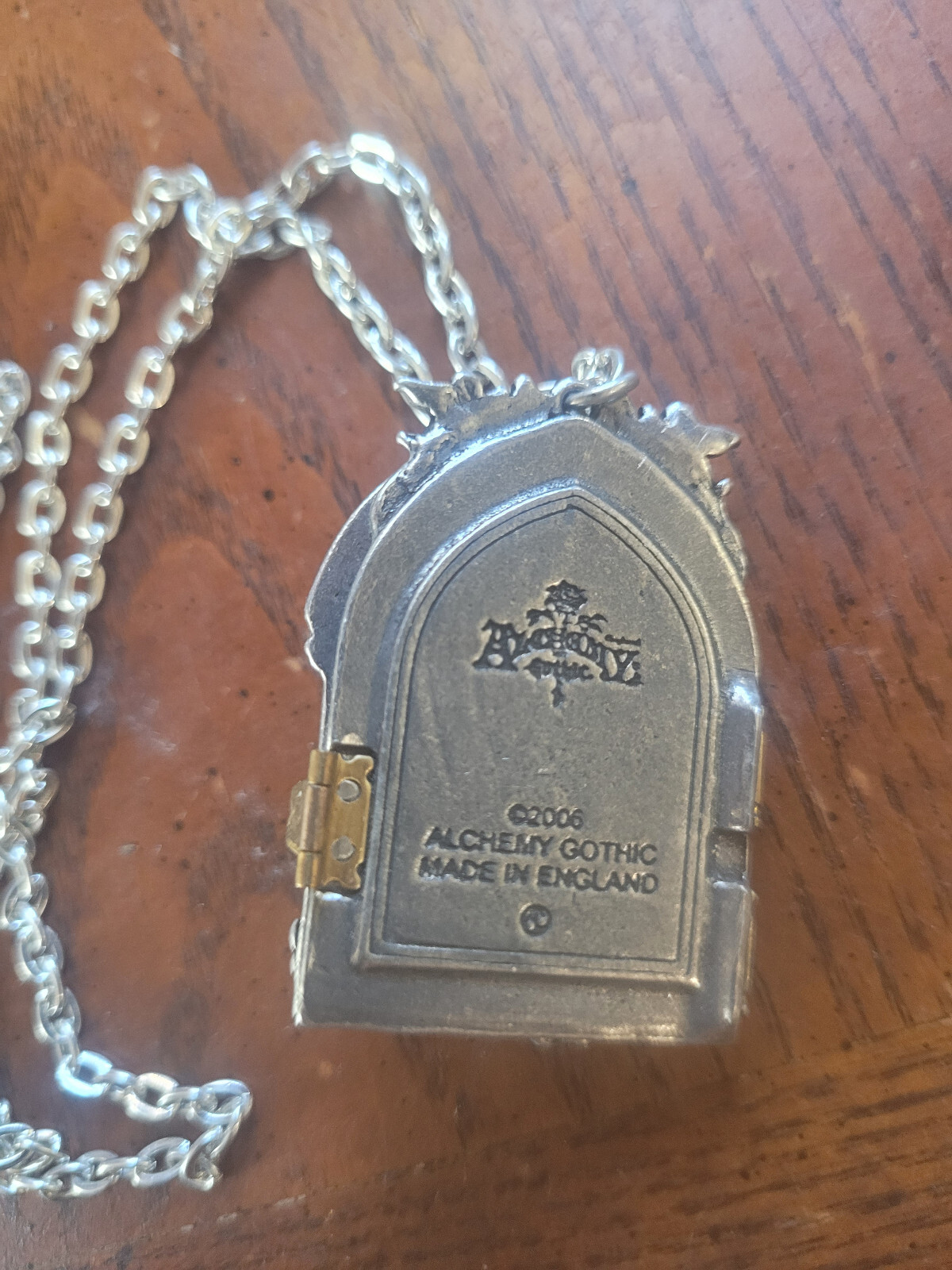P465-Alchemy of England Original – Gravestone Locket VERY RARE