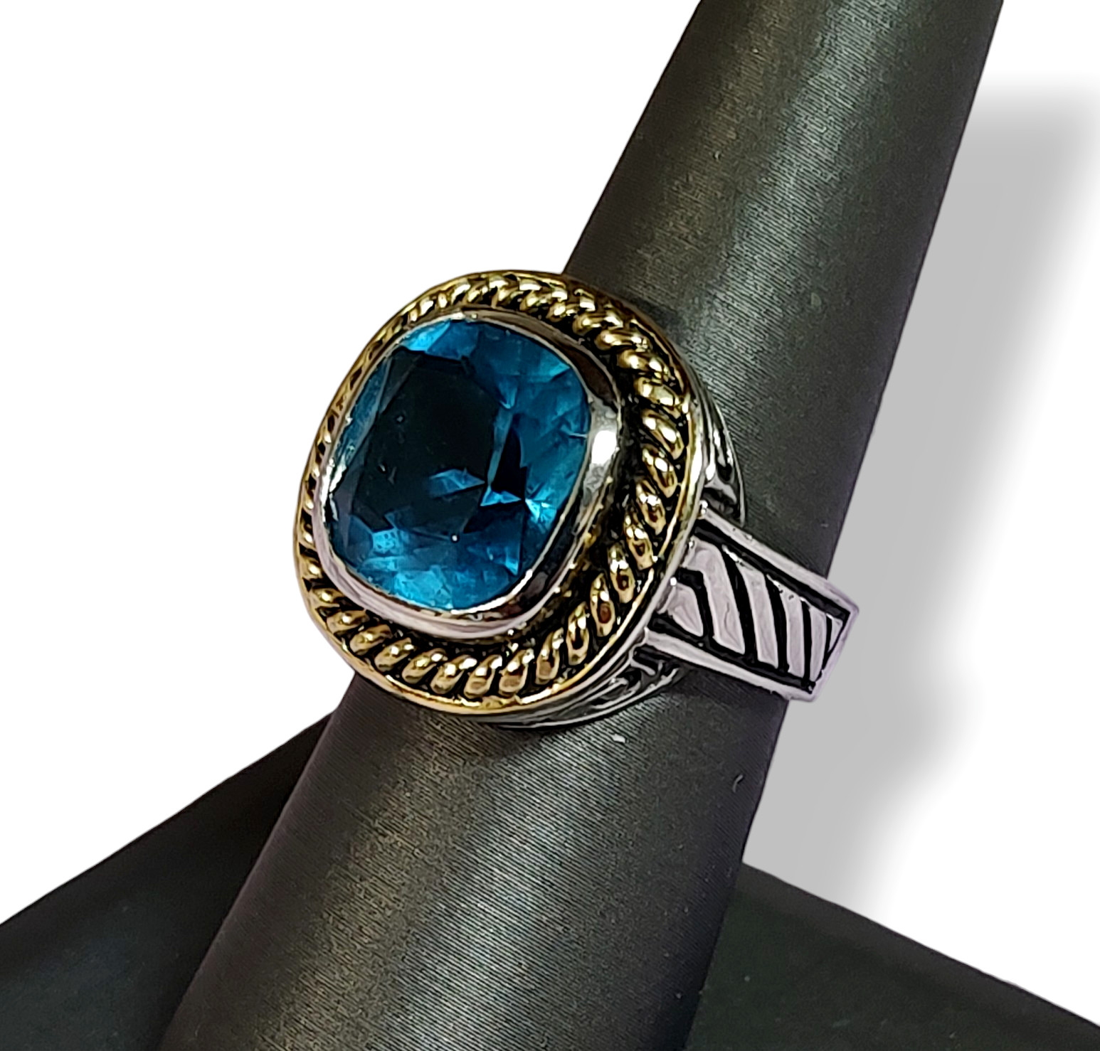 Men’s Stainless Gold & Silver Tone Blue Signet Pinky Statement Ring Size 7.75