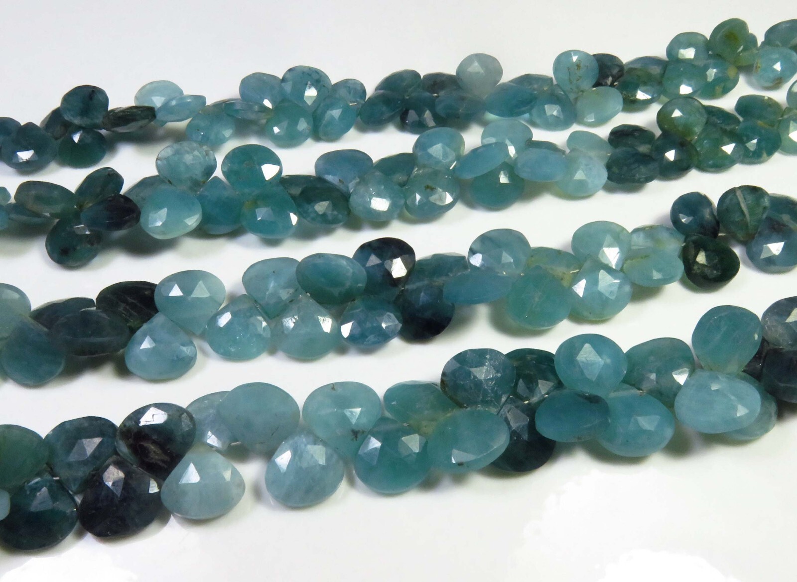 Green Grandidierite Faceted Heart Gemstone Beads 8″Strand Natural Beads LC-923