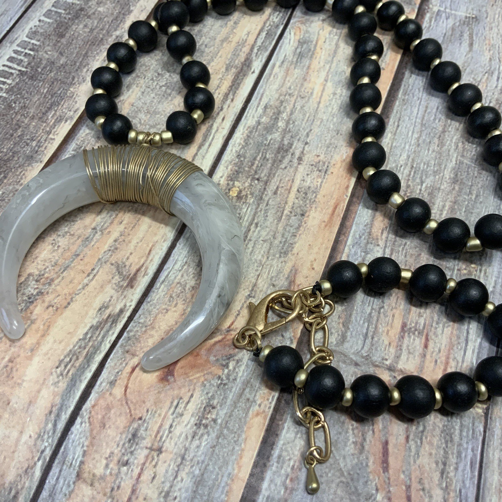 Plastic and wood bead faux horn resin pendant boho necklace