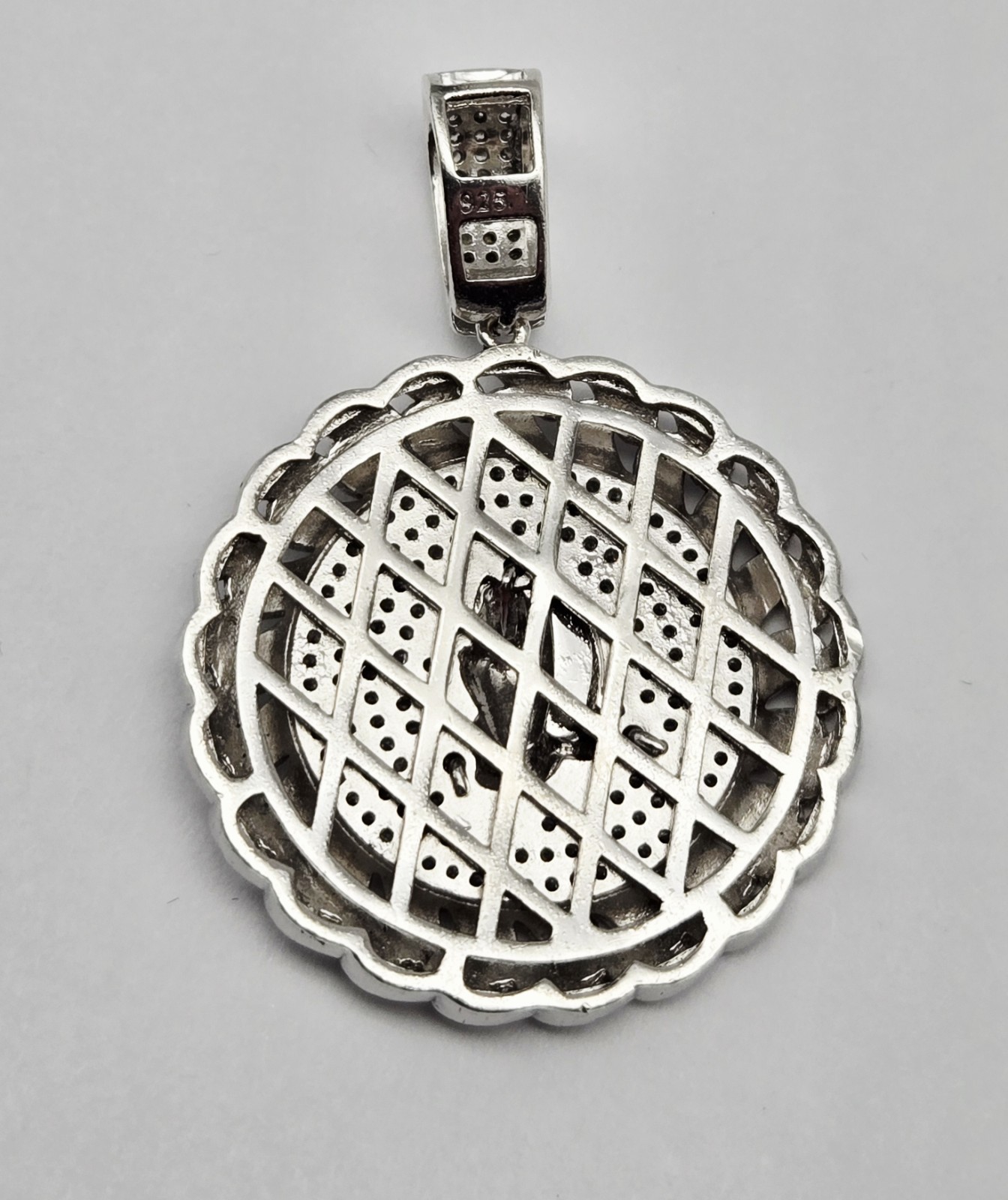 Sterling Silver Praying Hands Pendant – Round Iced Medallion – 10.7g Cuban Link