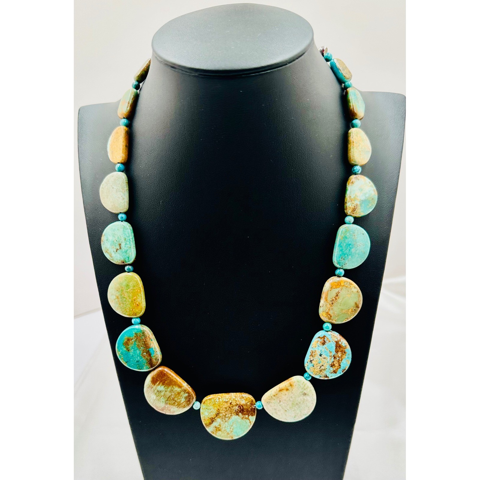 Jay King Sterling Silver Graduated Turquoise Slab Bead Necklace Heart Charm Boho
