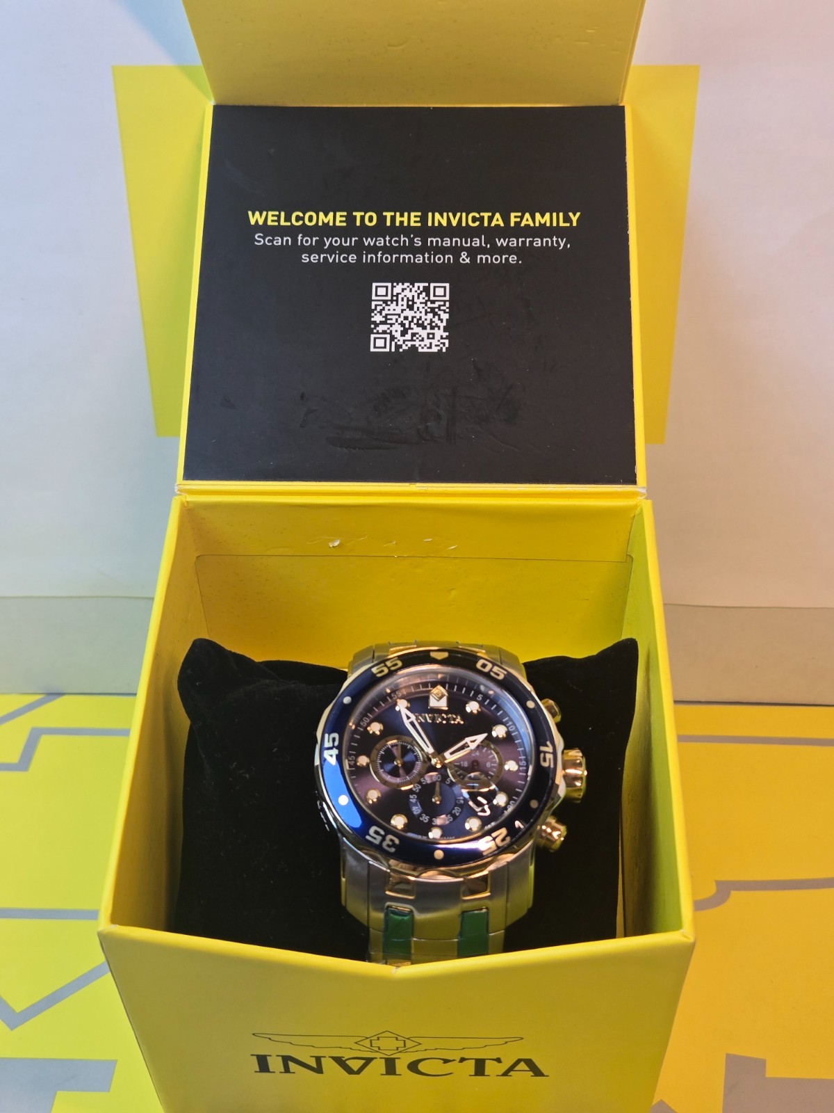 Invicta Pro Diver SCUBA Men’s Watch – 48mm. Steel, Gold with Blue Dial Date NEW!