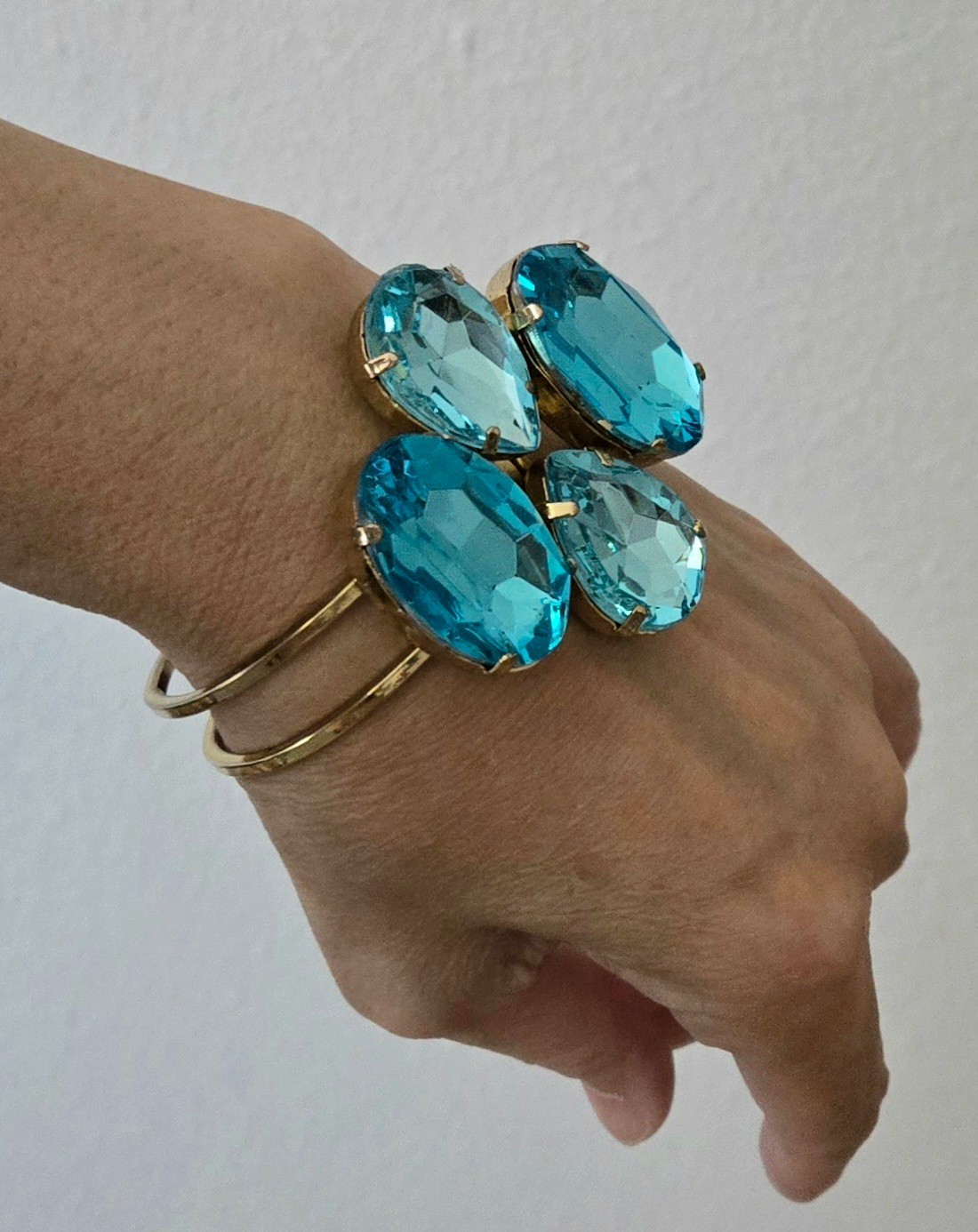 Geo Bangle Colorful Open front Geo Blue White Animal Print Bangle Bracelet 6 pc