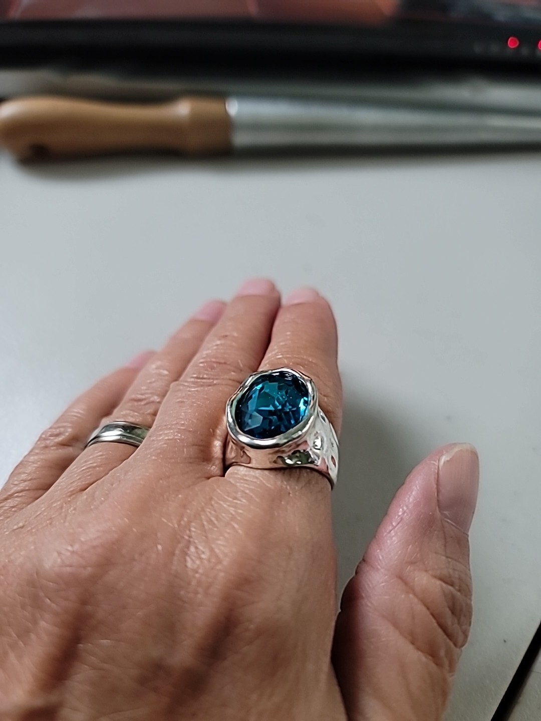 caribbean blue crystal oval silver ring uno style size 9