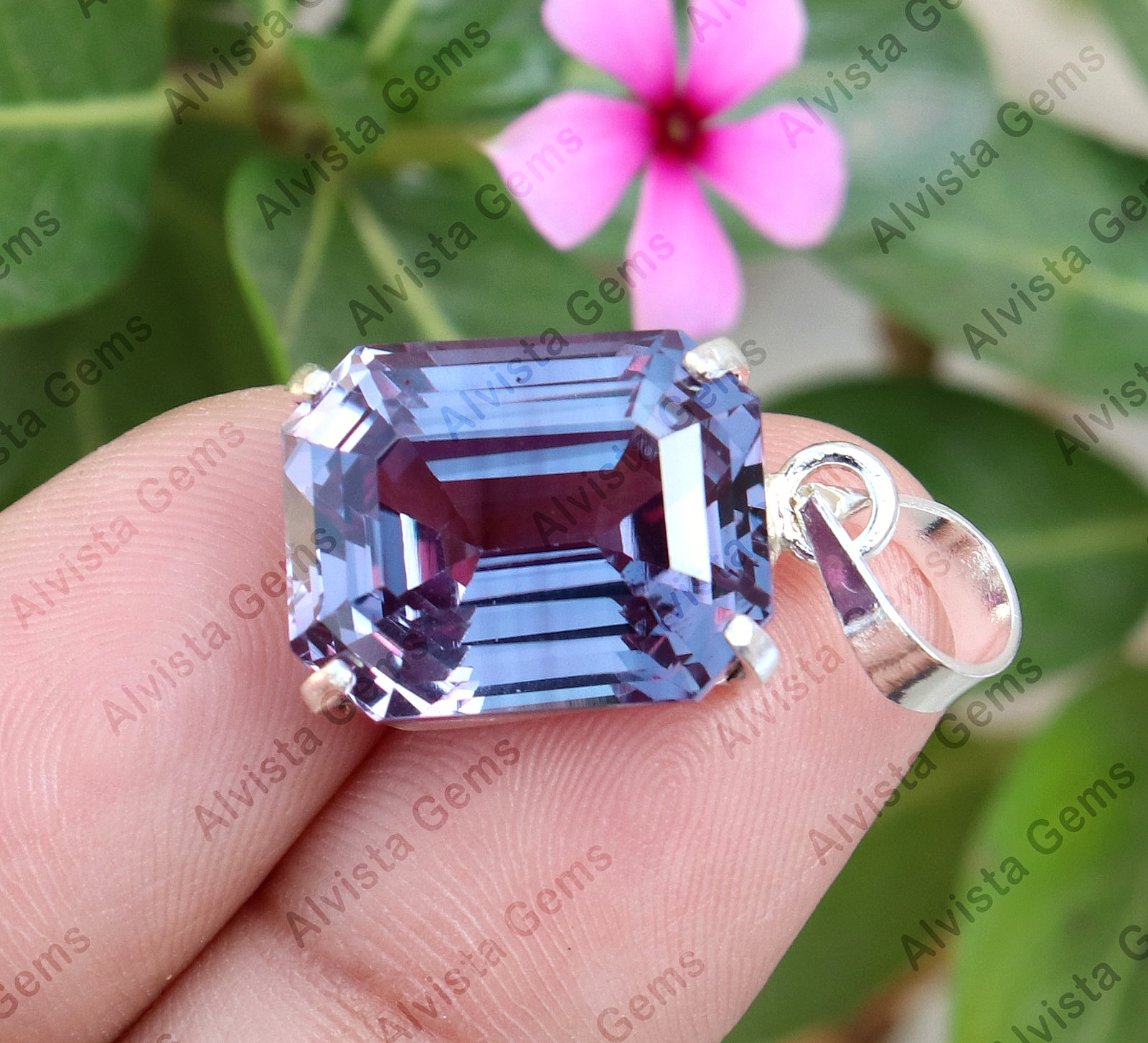 Natural Alexandrite Color Changing Gemstone 925 Sterling Silver Pendant 25.40 Ct