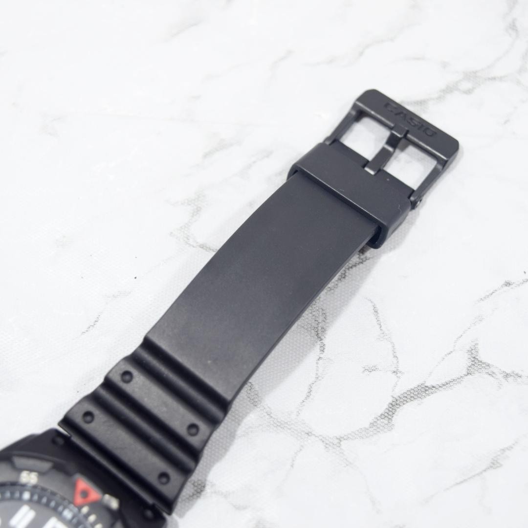 Excellent condition CASIO Standard Cheap Casio MRW-200H From Japan