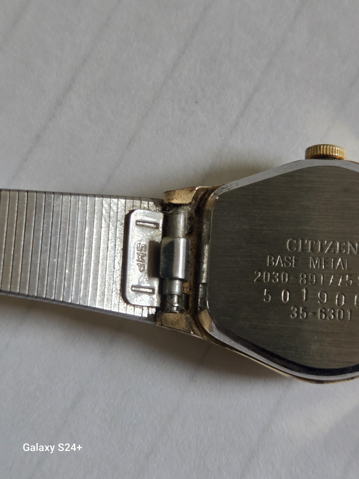Vintage Citizen CQ Women’s Watch 19mm Gold Tone Ladies Wristwatch Untested