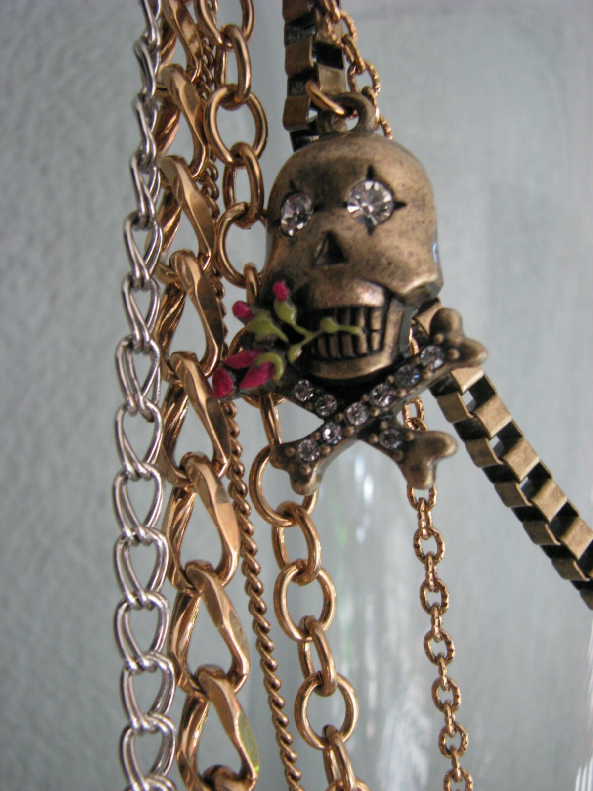 VINTAGE BETSEY JOHNSON PIRATE SKULL DAGGER NAUTICAL LONG CHAIN NECKLACE~RARE