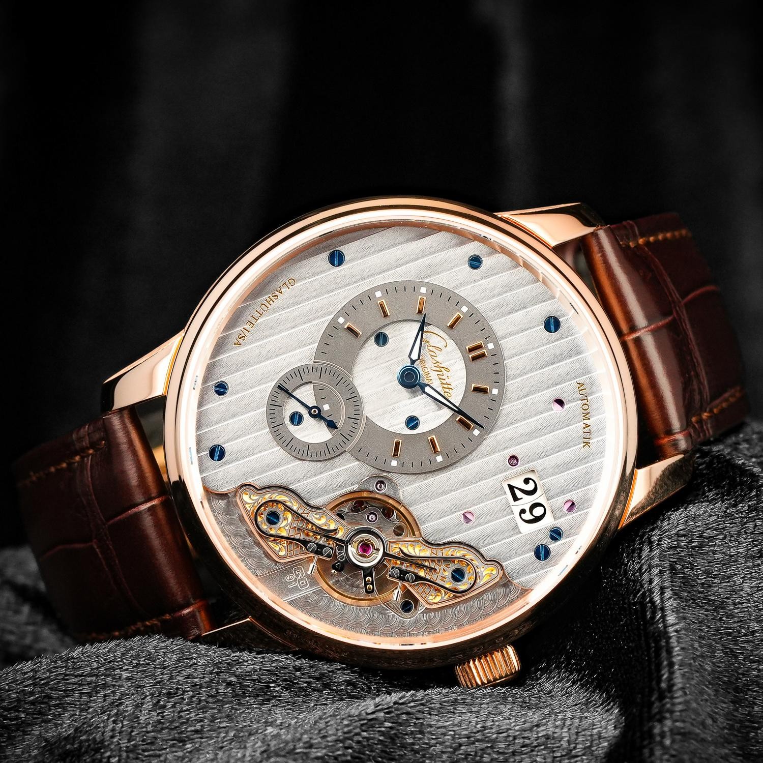 Glashütte Original PanoMaticInverse 2023, 1-91-02-01-05-62 – Box & Papers