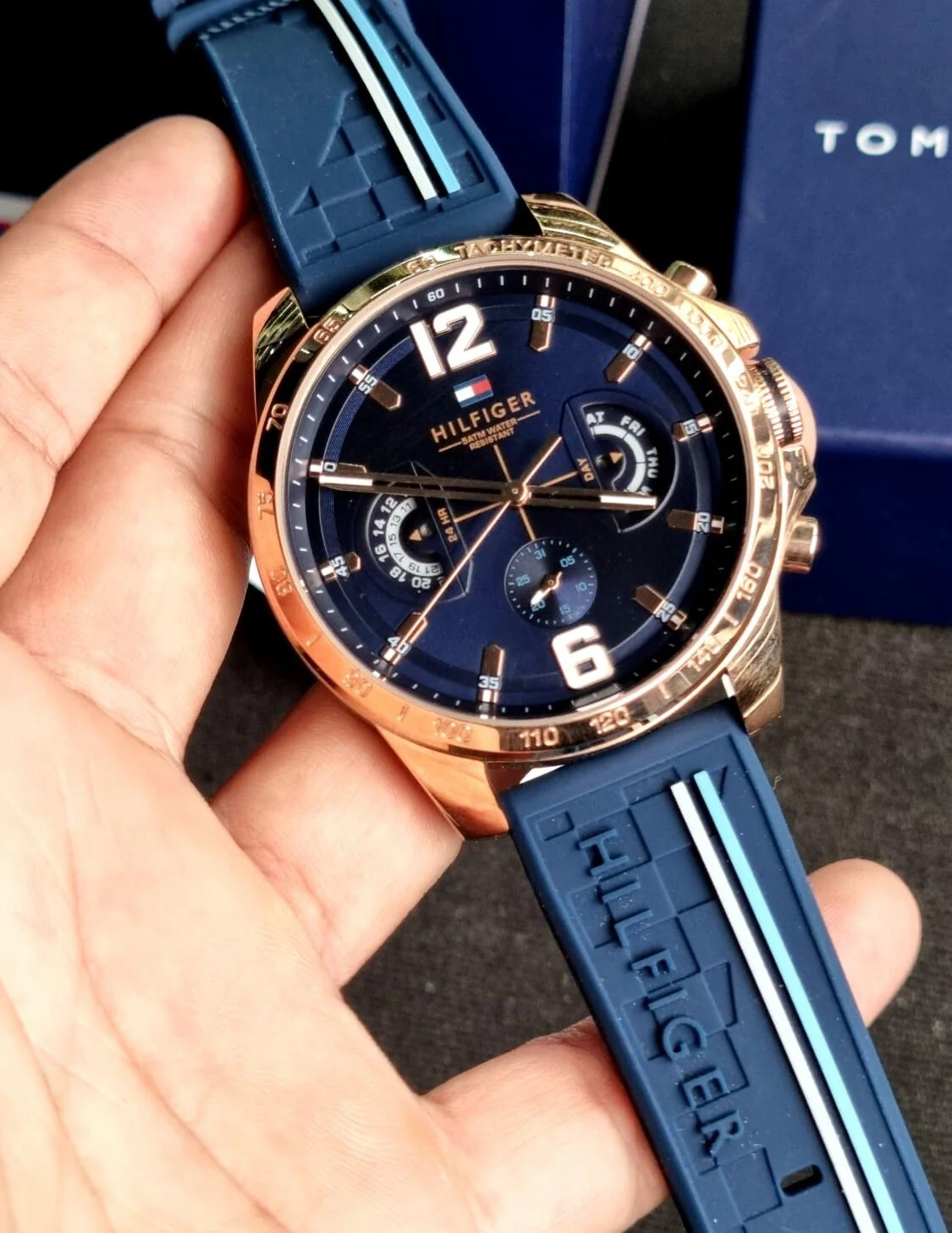 NEW TOMMY HILFIGER MENS WATCH SILICONE BLUE STRAP & BLUE DIAL 1791474 GENUINE