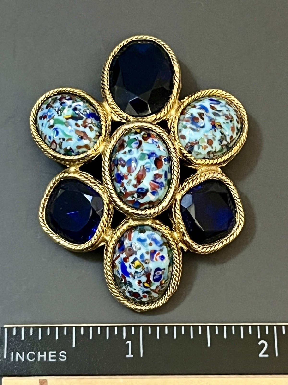 Domed Cabochon Brooch Swirled Speckled Glass Vintage Not Signed Estate Jewelry
