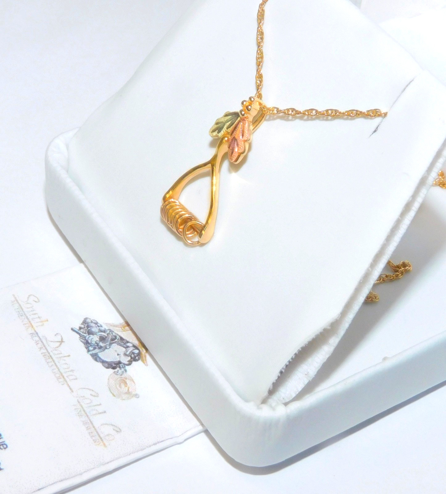 Black Hills Gold 10k Wish Ring Wishbone Pendant Necklace