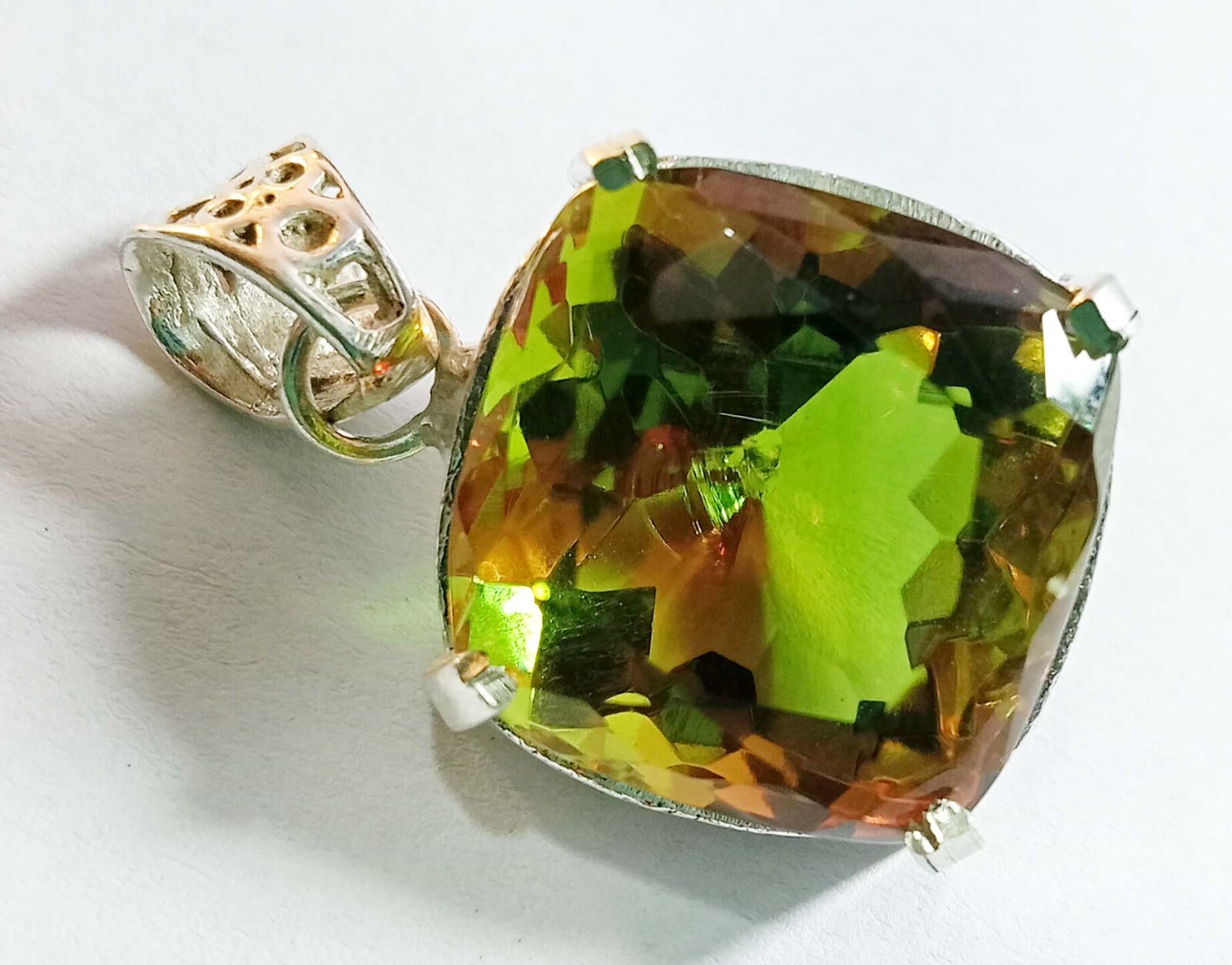 Cushion Cut 50.00 Ct Alexandrite Pendant Natural Loose Gemstone Locket Certified