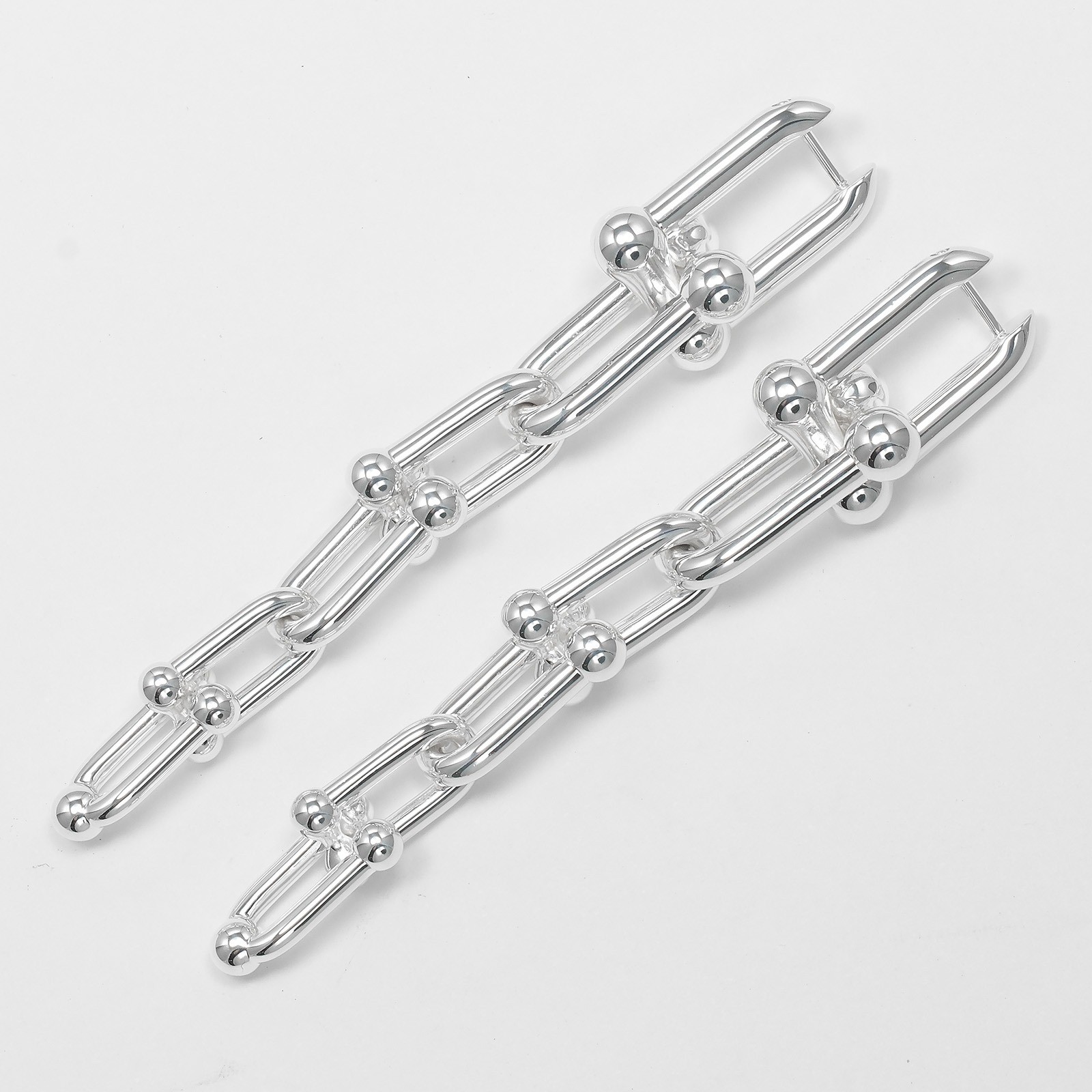 TIFFANY&Co. Hardware Graduated Link Piercing Silver925 22.4g Women
