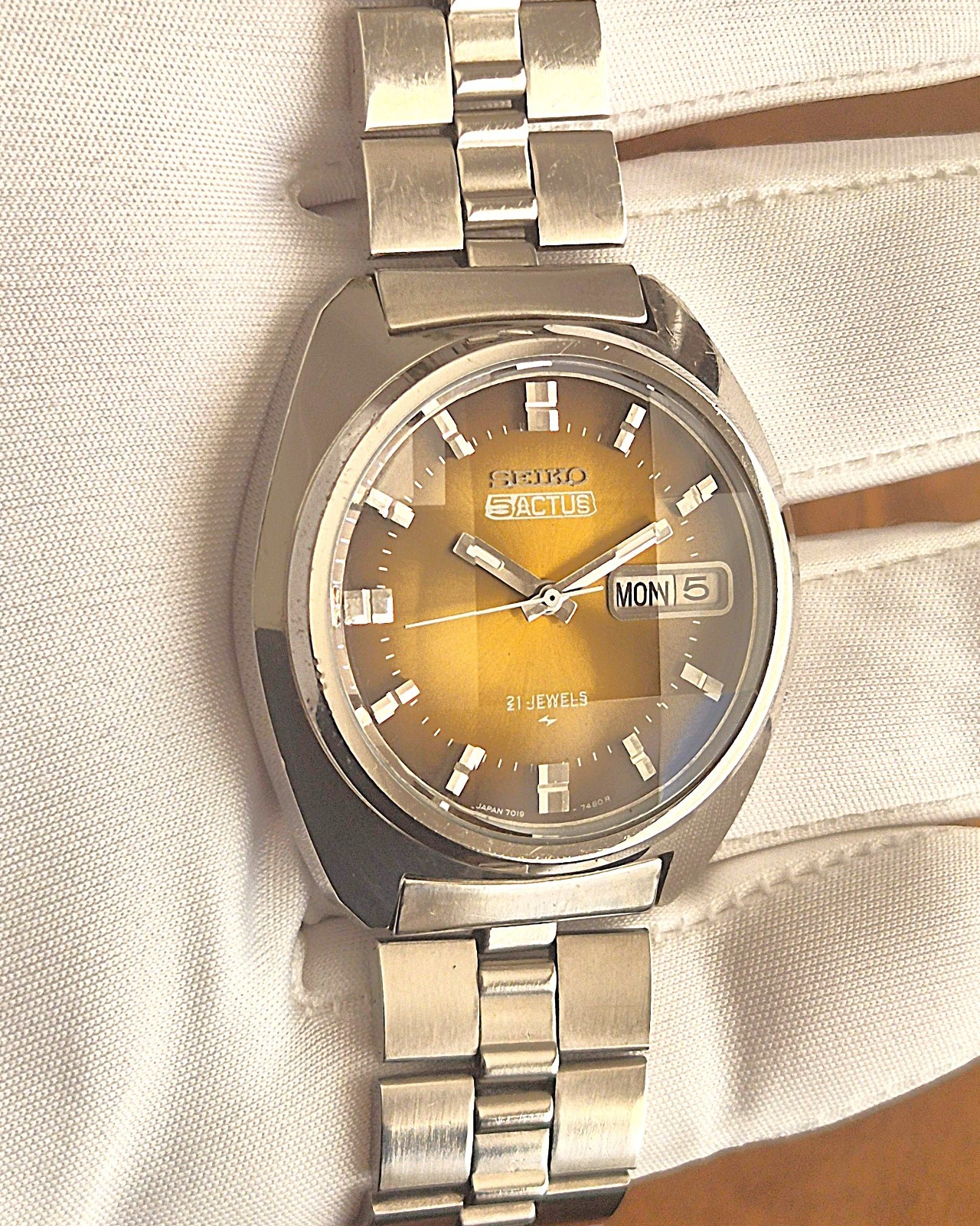 Vintage 1975 Seiko 5 Actus 7019-7350 Golden Brown Khaki JDM – Serviced