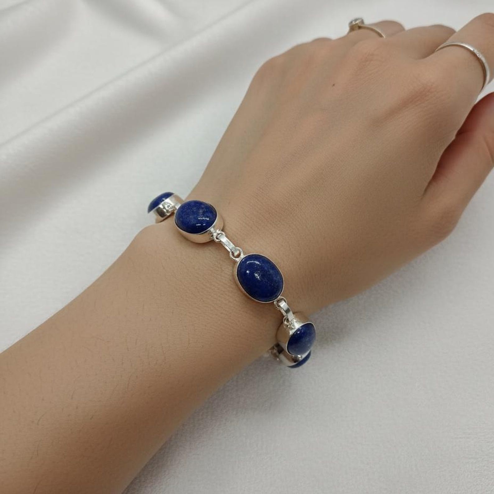 Natural Lapis Lazuli Bracelet Blue Oval Gemstone Adjustable Silver Tone 50-60 Ct