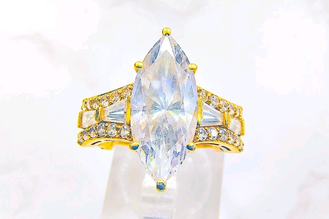 14K Yellow Gold Marquise Statement Ring • 15×7mm Gemstone • Size 5.5 • 5.36g