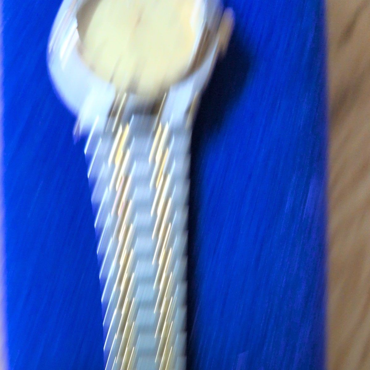 GUCCI Ladies Watch Combination Color Gold Silver