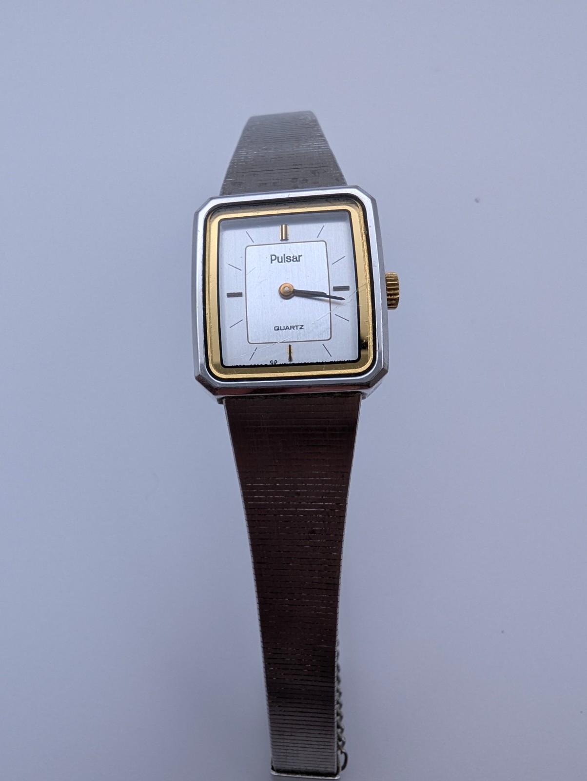 Vintage Pulsar V230-5390 Ladies Quartz Watch Rectangular Silver Gold Tone Untest