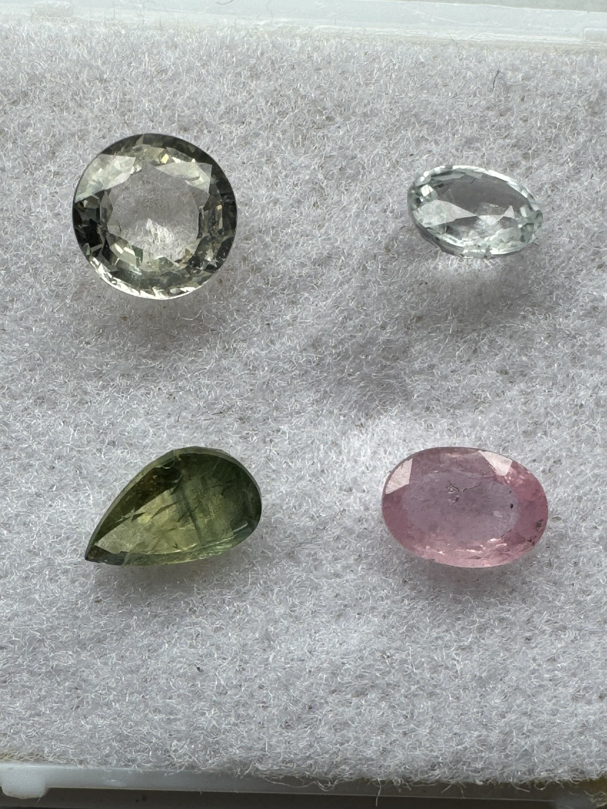 ALL SAPPHIRES: PRECIOUS GEMSTONE INVESTMENT LOT #30: 4 GEMS, 4.31 TCW.