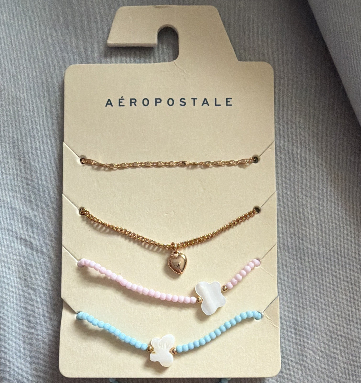 Aéropostale 4pc Stackable Bracelet Set Cable Chain Beaded Heart Love Gold