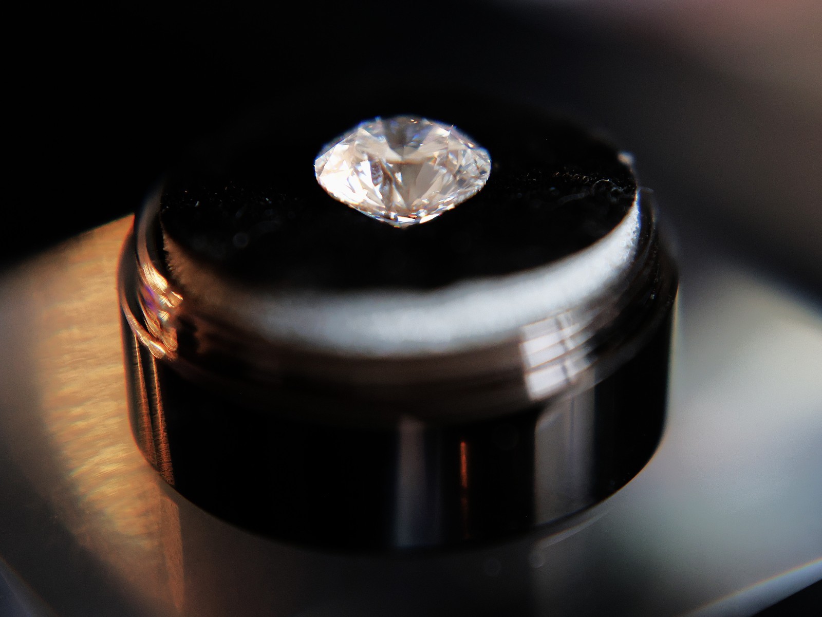 IGI Certified!!! 3.05ct, Internally Flawless, Color D, Cert # LG684502636, (CVD)