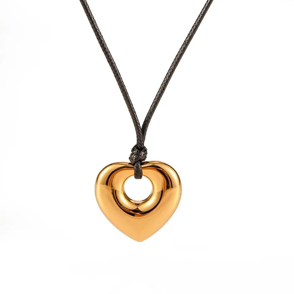 ZARD Open Puffed Heart Charm Cord Choker Necklace in Gold