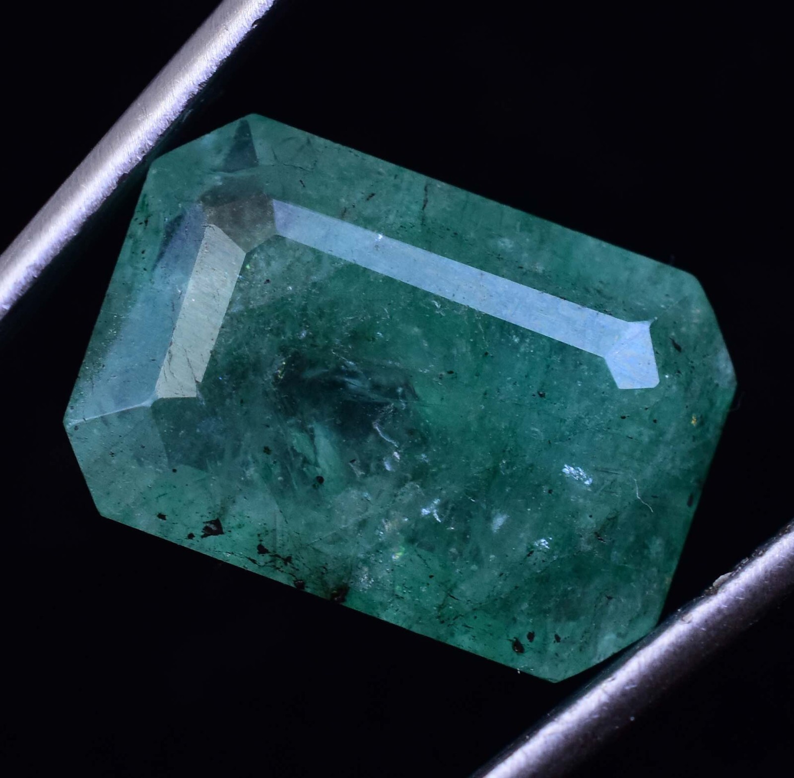 Rare Natural Green Colombian Emerald 7.60 CT Certified Emerald Loose Gemstone
