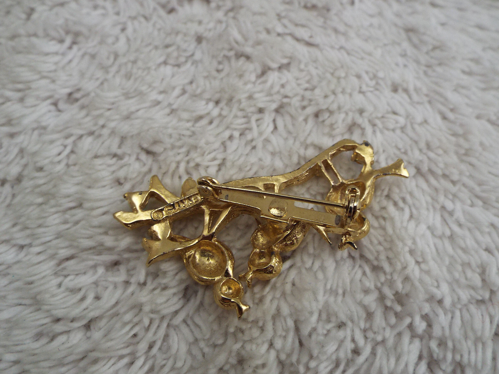GERRY’S Goldtone Birds on a Branch Pin (H5)