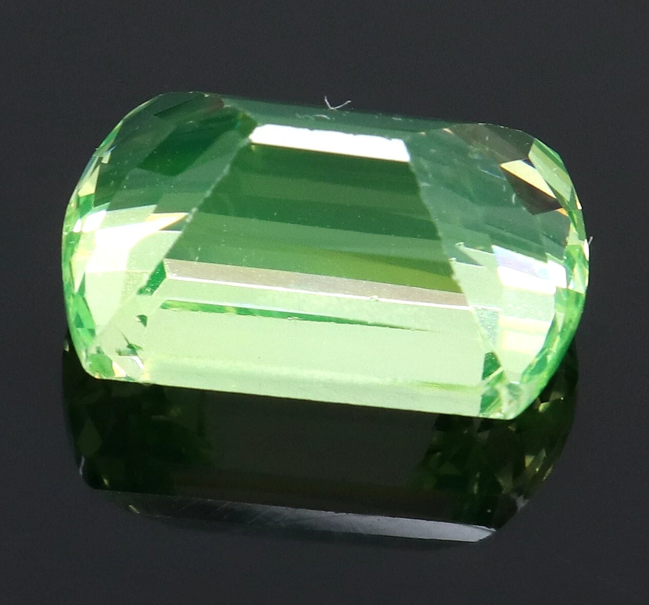 10.75 Carats Green Peridot Cushion Cut Natural Pakistani Loose Gemstone
