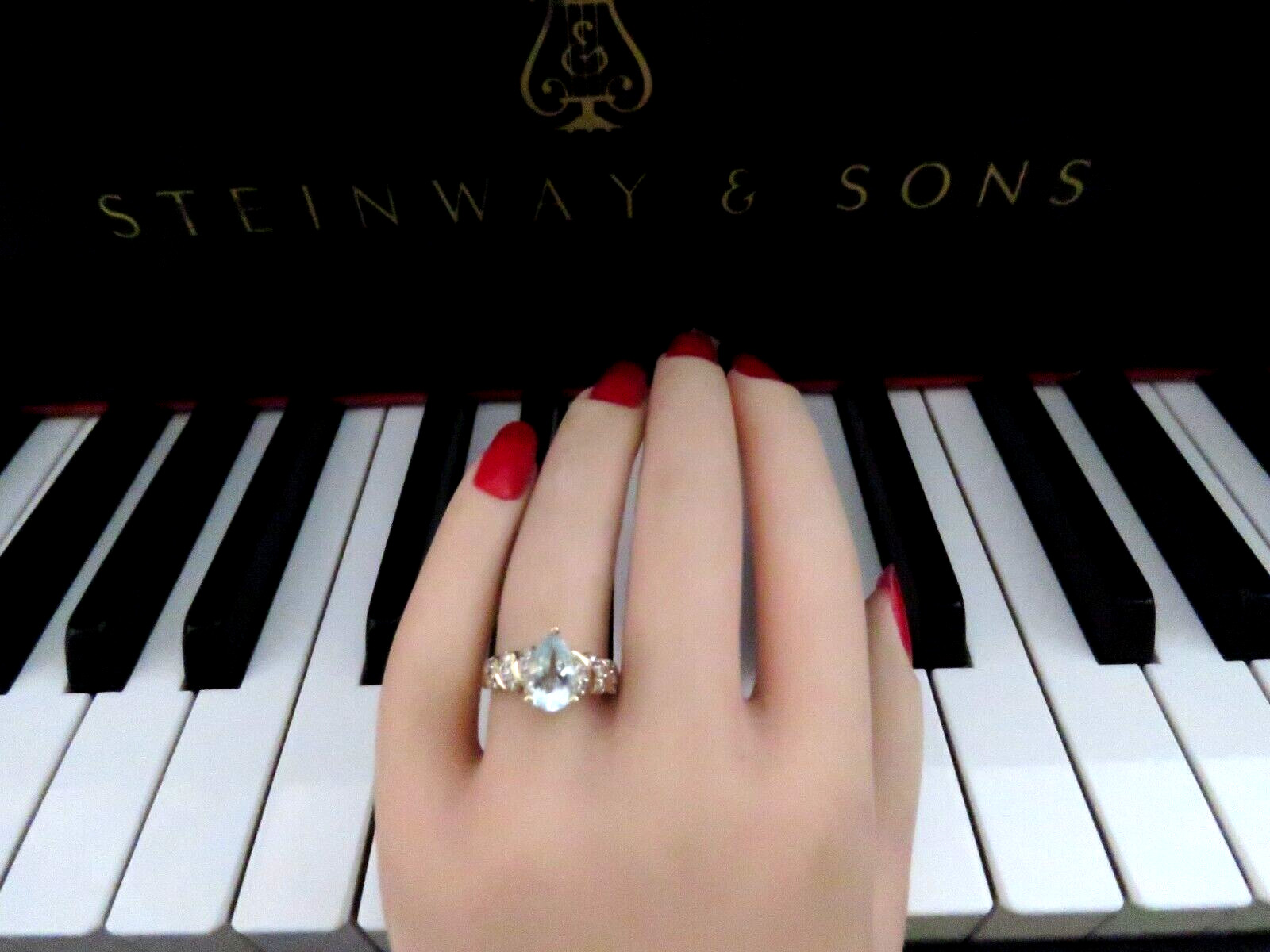 Solid 14k Yellow Gold Big 10 x7 Aquamarine 18 Diamonds Cocktail Ring 6.5 * 5.7gr