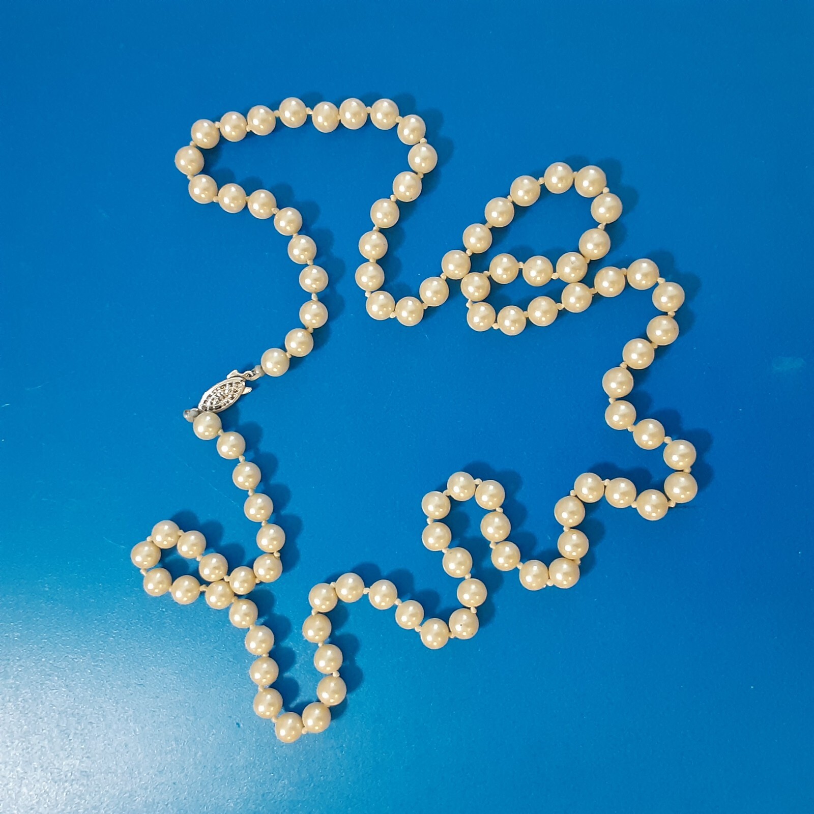 Vintage Faux Pearl Necklace 8 mm 30 in