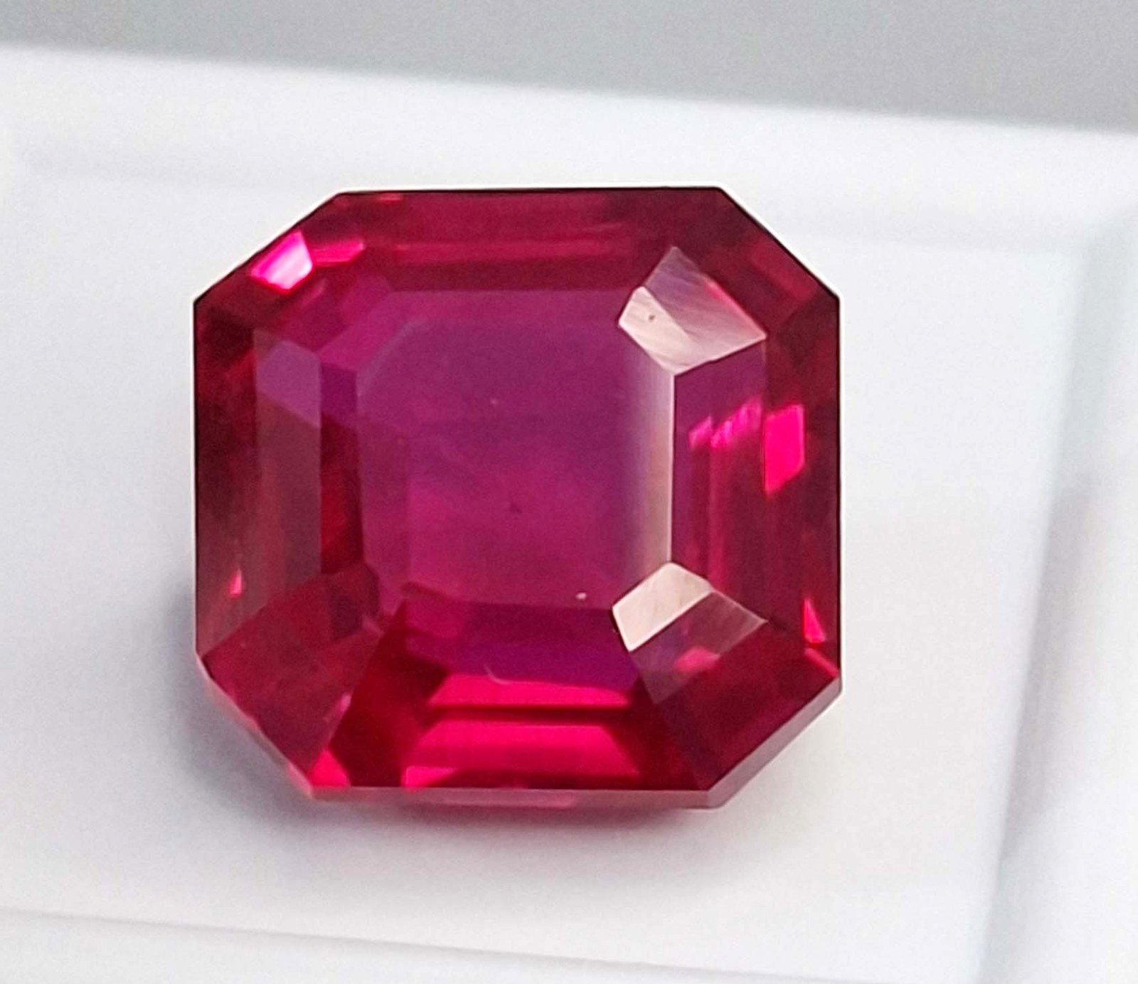 Natural 12-14 Ct Dark Pink Sapphire Asscher Cut Certified Loose Gemstone RK276