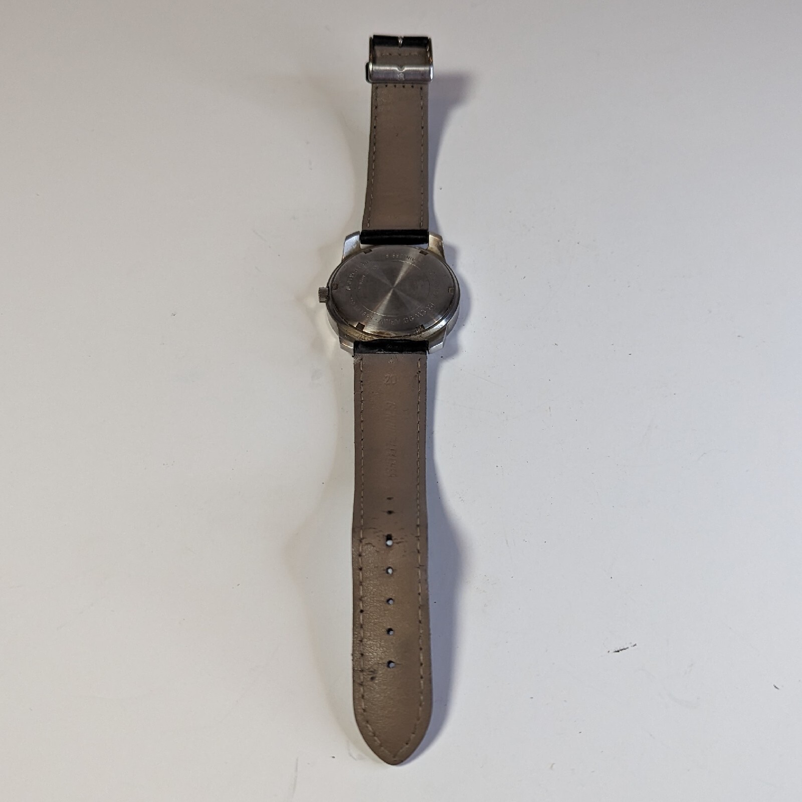 Victorinox Swiss Army Garrison Field Watch Red Dial 241083 Need New Battery