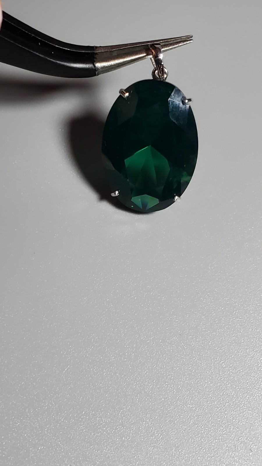 7.83 CT LAB CREATED EMERALD 10KT SOLID WHITE GOLD PENDANT 13MM X 18MM