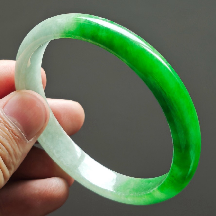 61mm Burma Natural Emerald Icy Green Jade Jadeite Bracelets Jade Bangle 4021