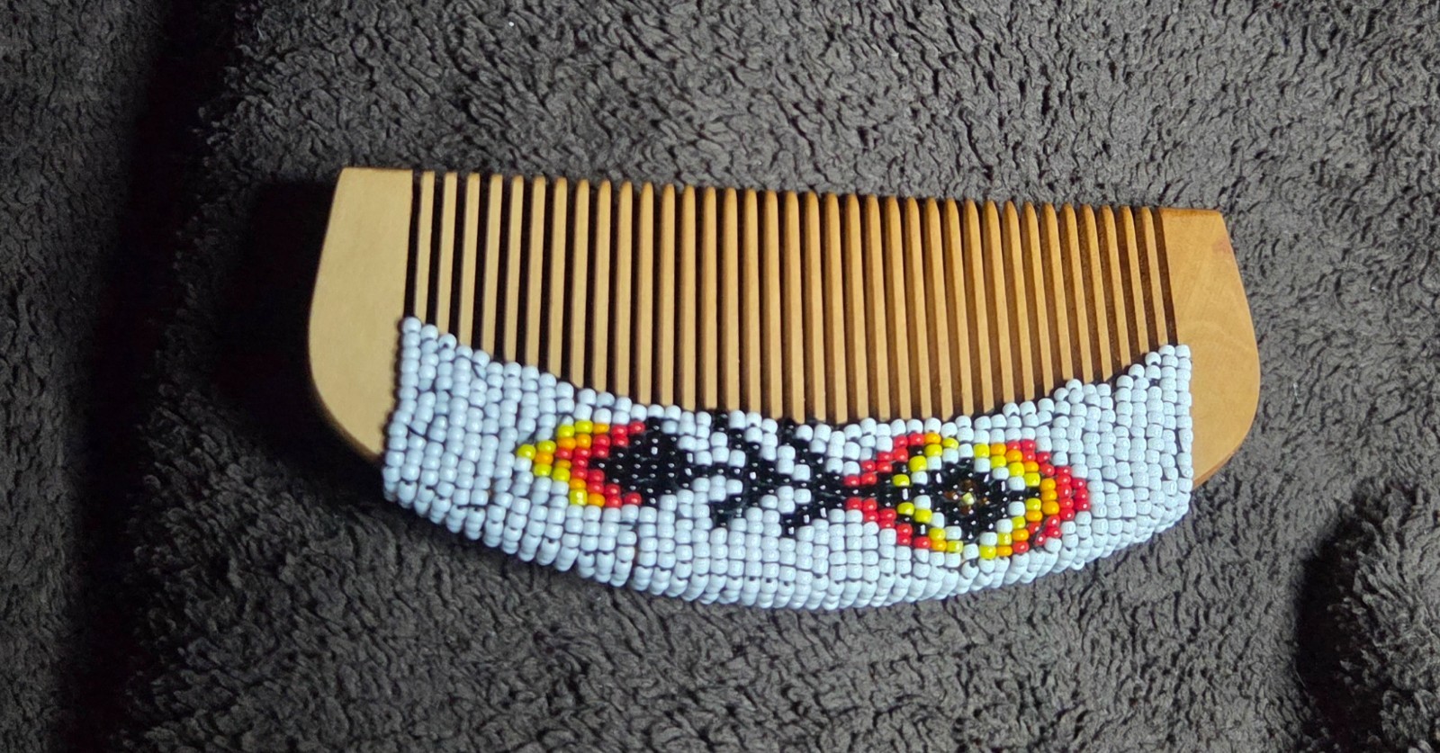 Native American Hand Beaded Hair Comb/ Beard Comb by Jean