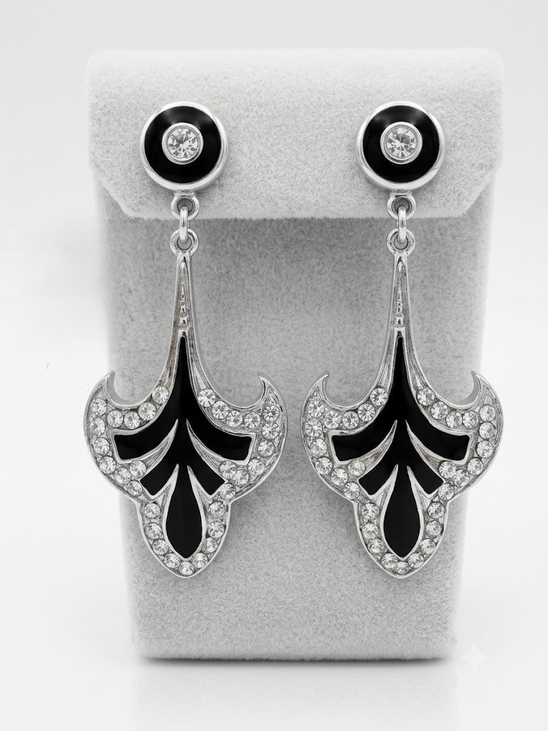 Beautiful 925 Sterling Silver Elegant Drop Earrings Made in Italy