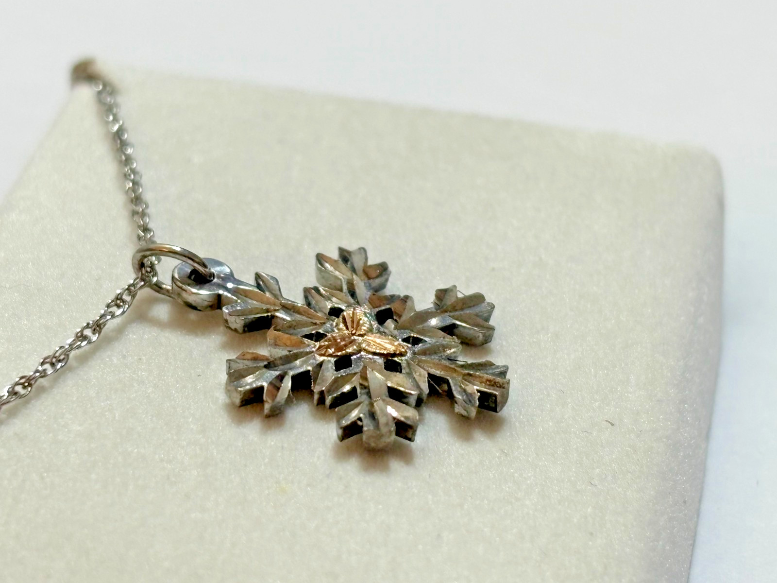 Black Hills Gold Landstrom’s Sterling Silver 12k Gold Snowflake Pendant Necklace