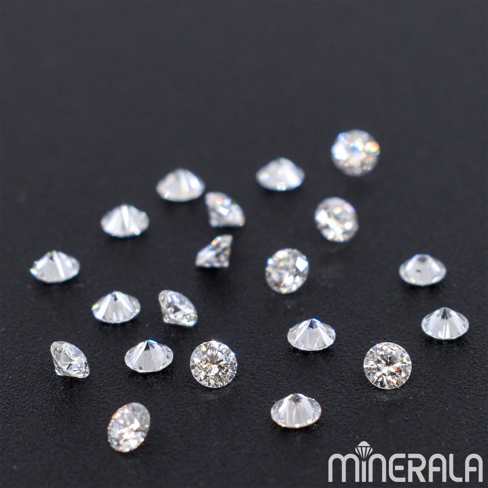 CVD LAB GROWN DIAMONDS FACETED ROUND SHAPE D-F VS GEMSTONE 2.50mm-3.80mm WP0274A