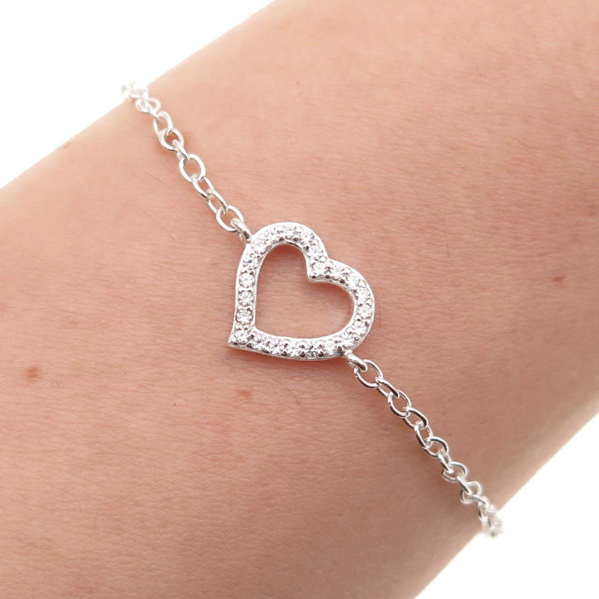 925 Sterling Silver Round-Cut C Z Heart Cable Link Bracelet 8.25″