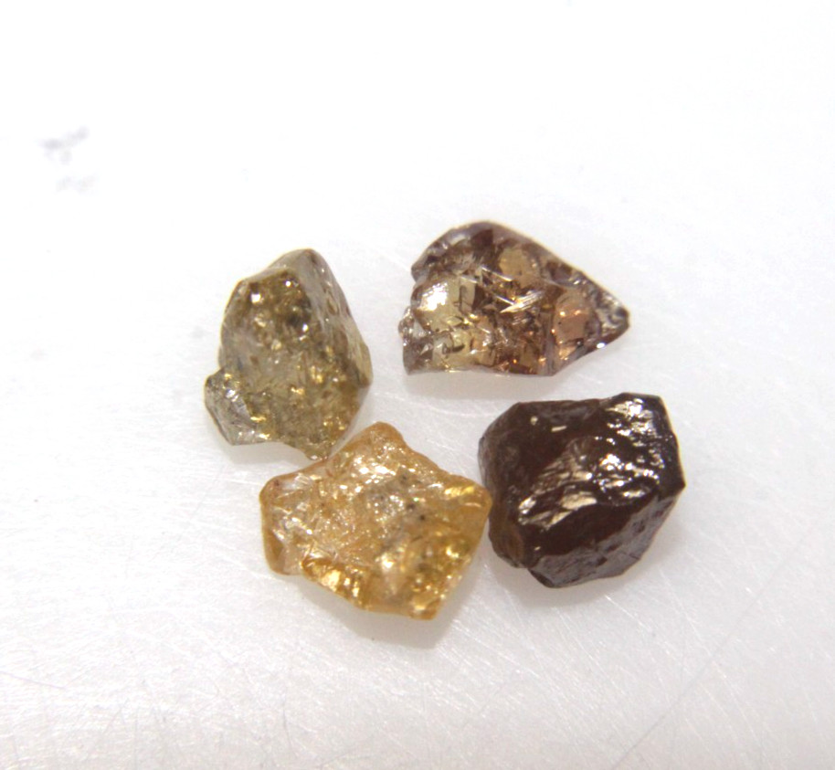 1.91CTS MULTI COLOR ROUGH DIAMOND LOT 4.93-5.94 MM