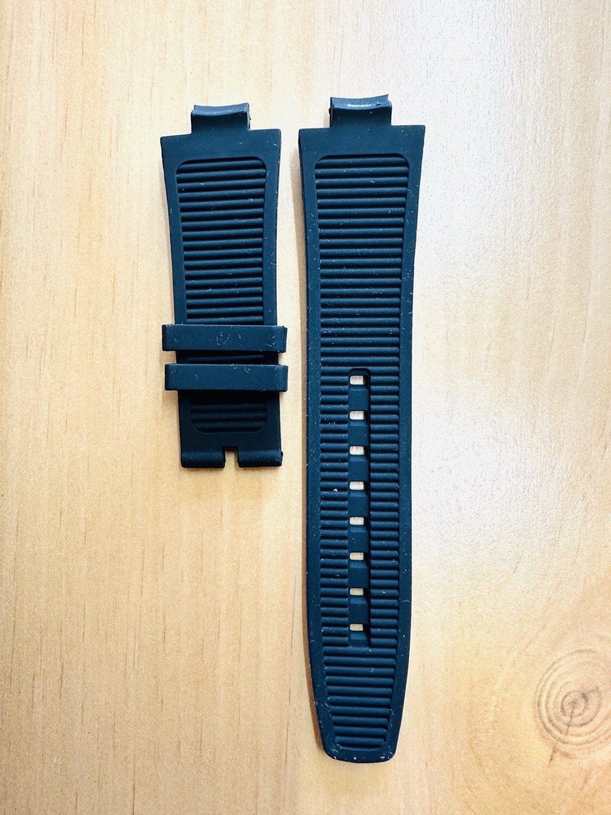 VERSACE WATCH STRAP, VE2H , BLACK RUBBER , TONGUE BUCKLE STRAP , VERSACE STRAP