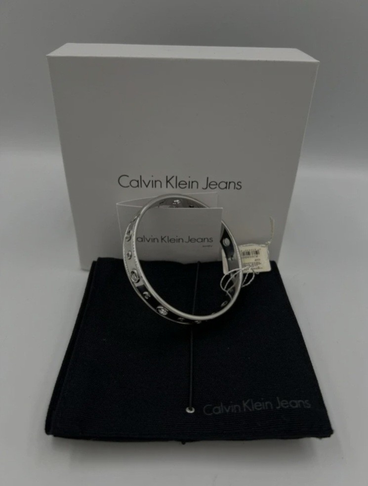 NWT Calvin Klein Narrow Notch Bangle Model KJ22AB01020M