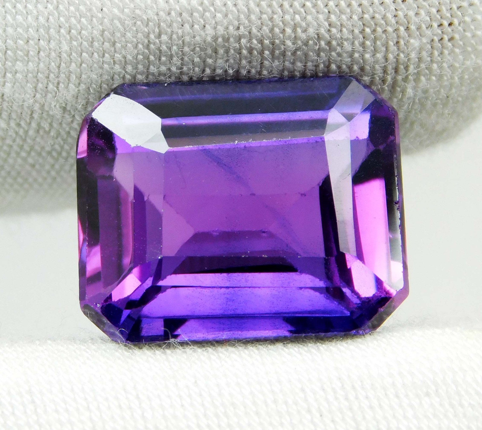 Natural Purple Blue Tanzanite 9.35 Ct AAA Emerald Cut Certified Faceted Gems