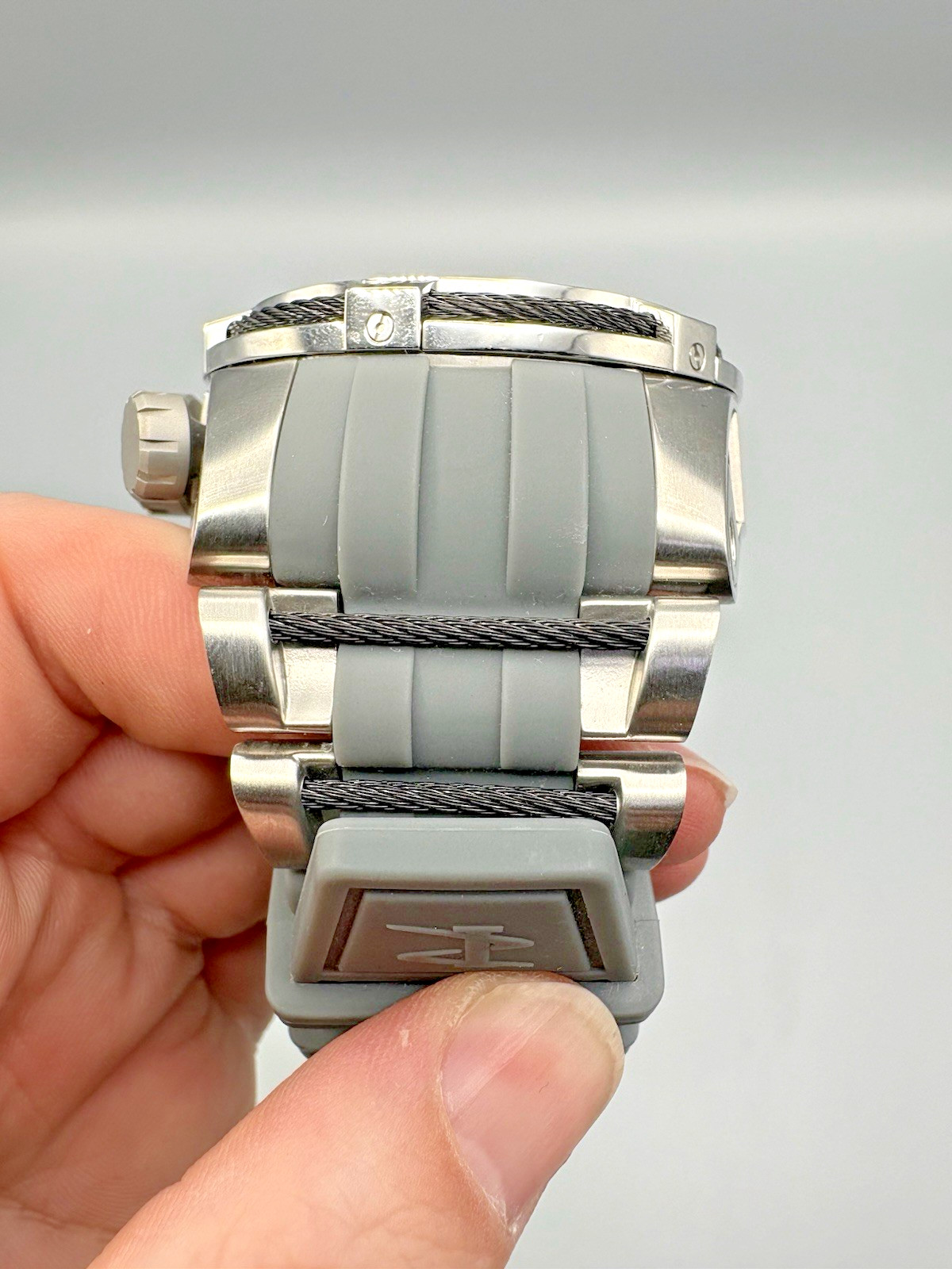 Invicta Bolt Zeus 19725 Men’s Watch 53mm IM-Q-002 *Pre-Owned* FREE SHIPPING