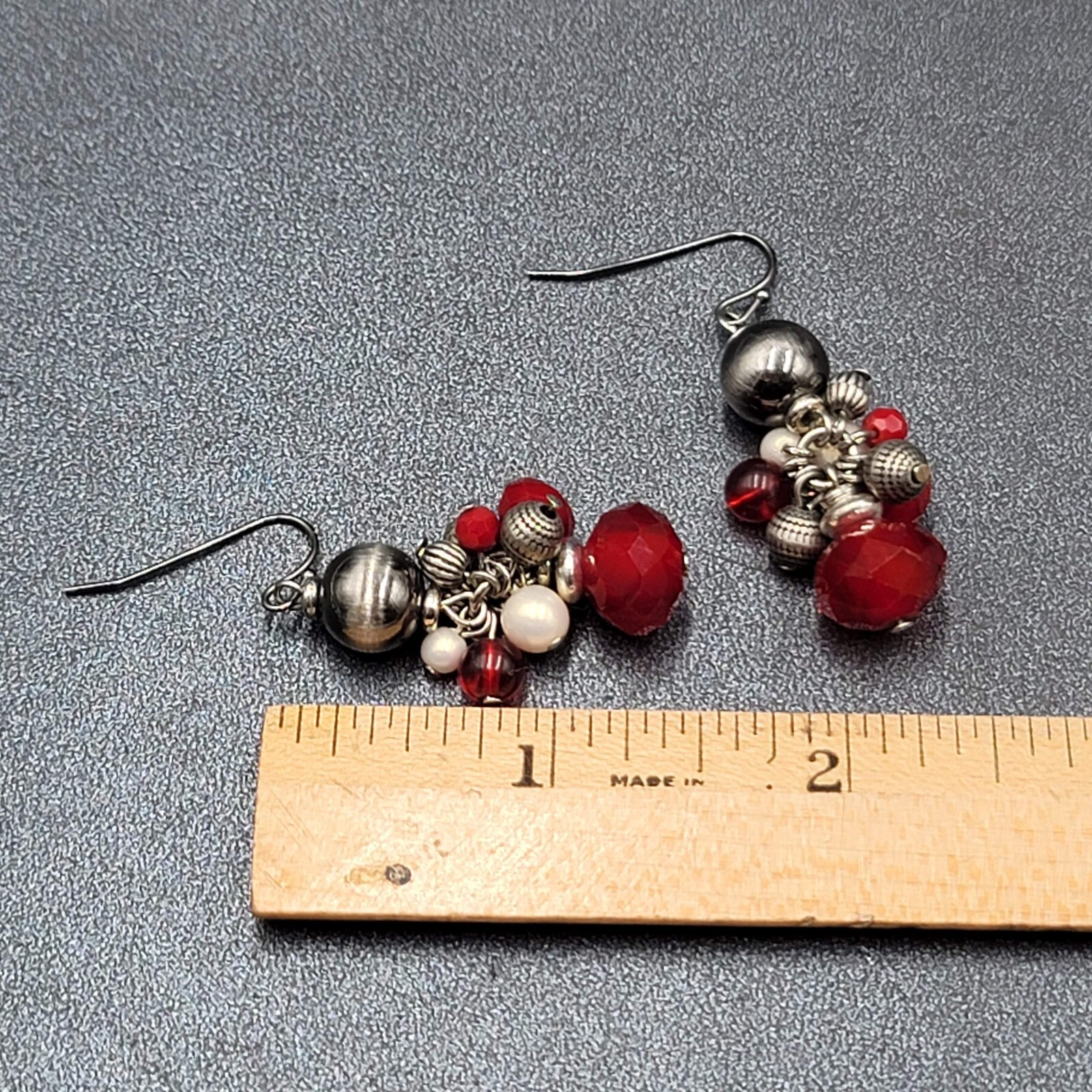 Pierced Earrings Silver tone Red Gray White Black Bead Dangle 1.5″