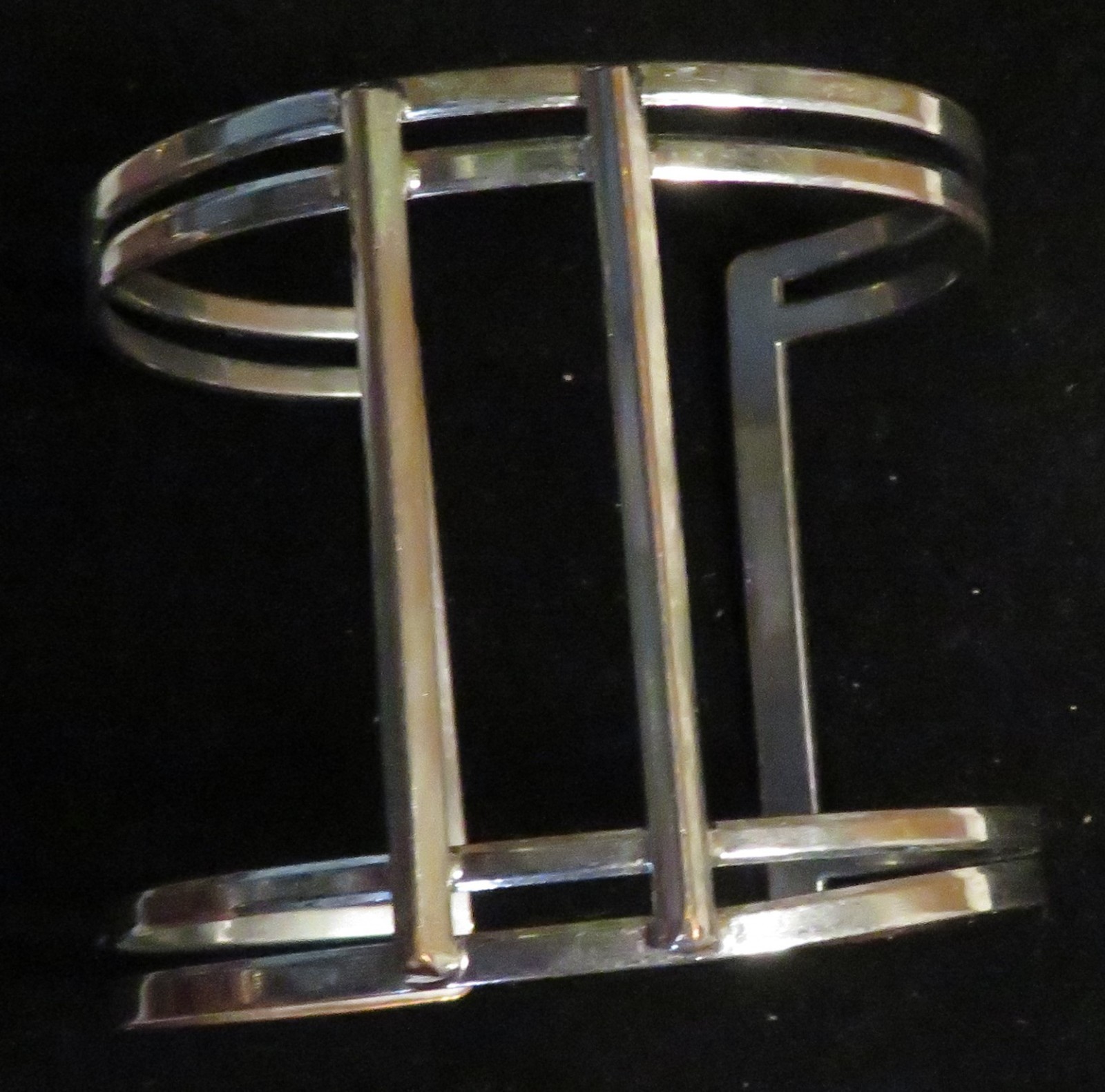 Vintage Silver Tone 3-Bar Open Cuff Bracelet 2-1/8″ tall 7.5″ Fashion Used