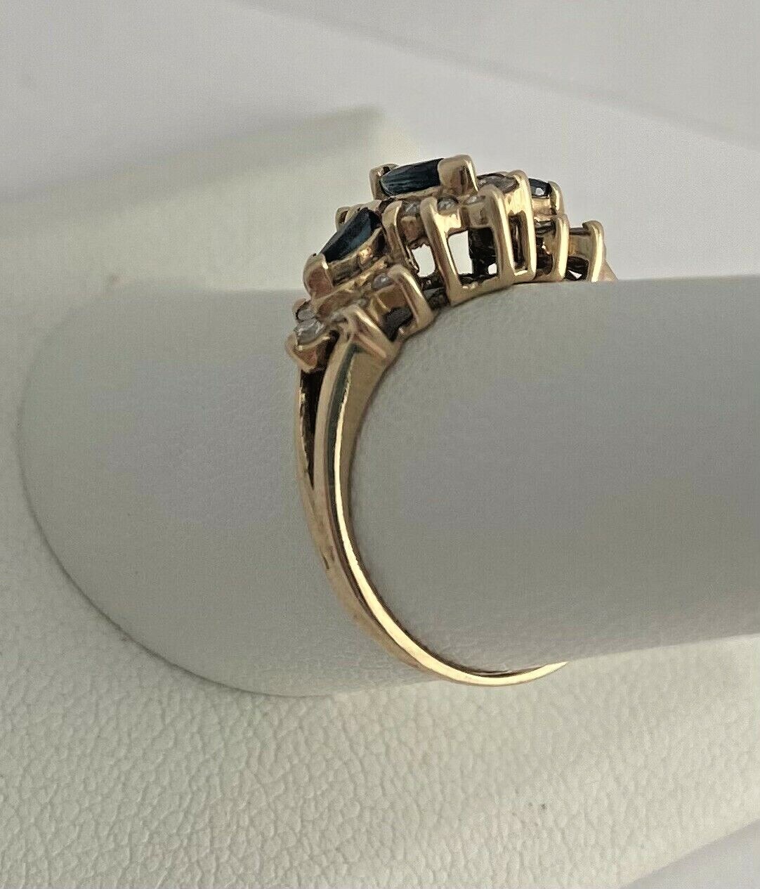14K Yellow Gold Marquise Sapphire .60 Carats Diamond Ring 3.2 Grams Size 6.75